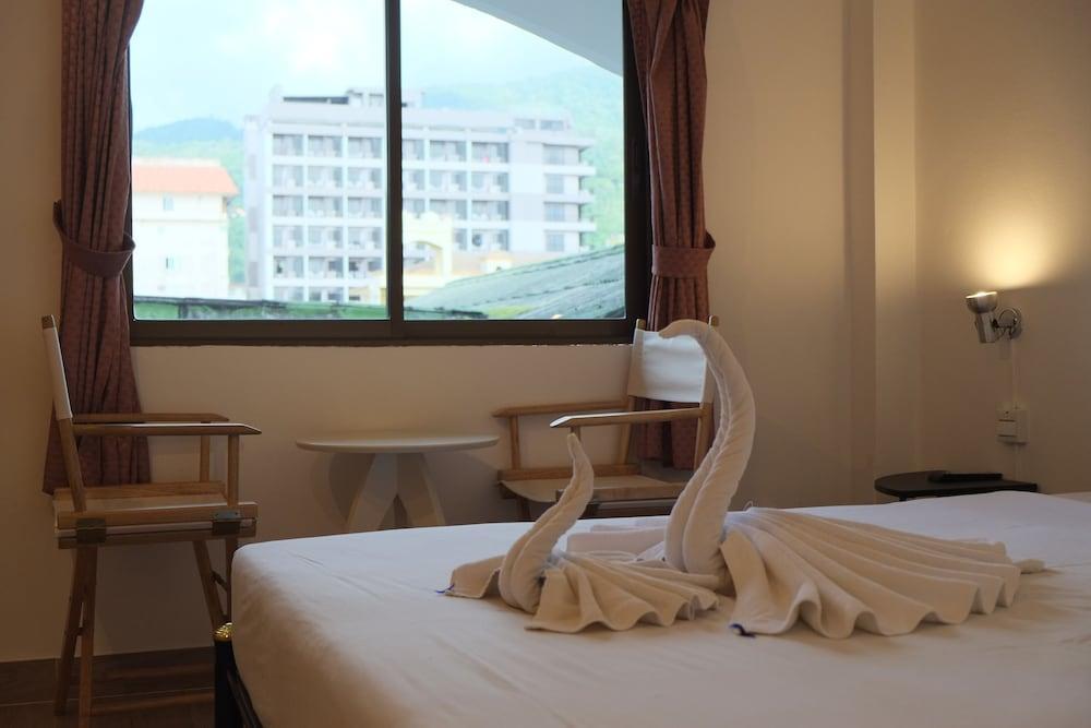 Mypatong Social Hostel Esterno foto