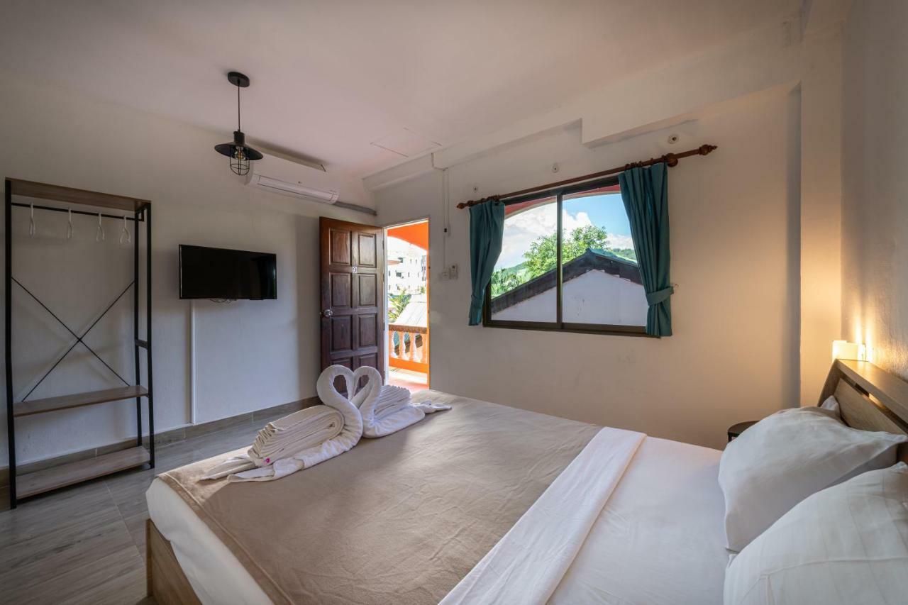 Mypatong Social Hostel Esterno foto