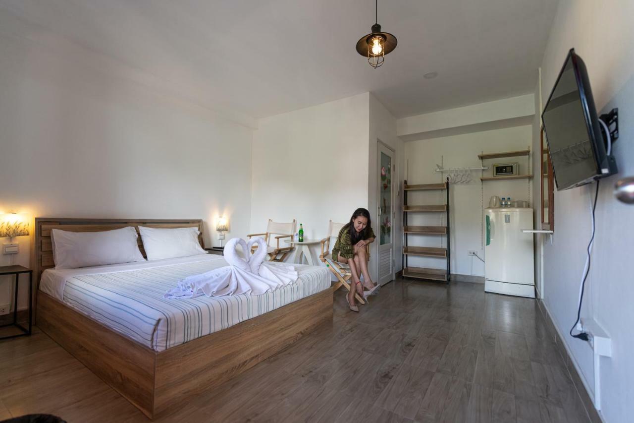 Mypatong Social Hostel Esterno foto