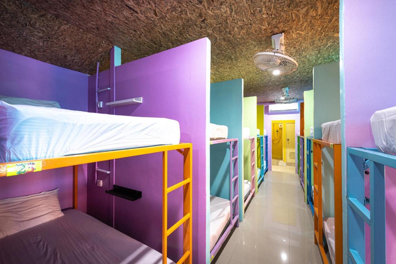 Mypatong Social Hostel Esterno foto